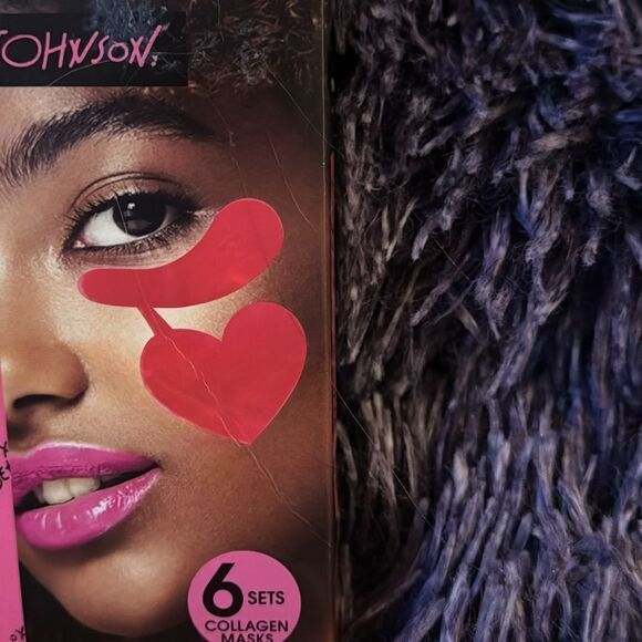 BETSEY JOHNSON Eye hydrogel patches - Picture 4 of 5